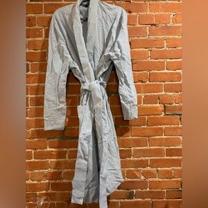 Club Room Striped Men's Robe - Blue and White NWOT! Never used.